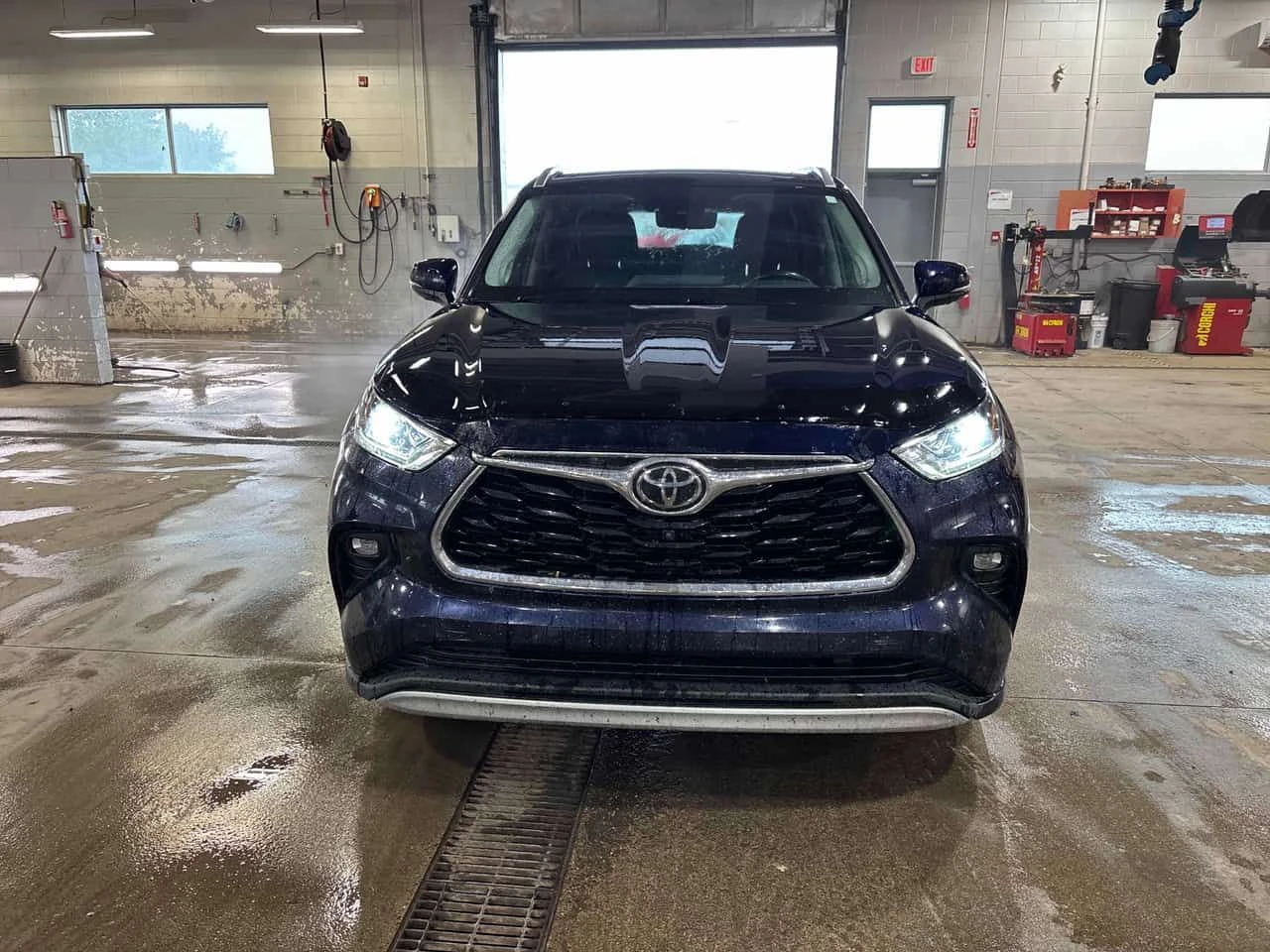 Toyota Highlander * Limited * CARFAX * ОПЦИЯ ЗА ФИНАНСИРАНЕ, снимка 6 - Автомобили и джипове - 55668035