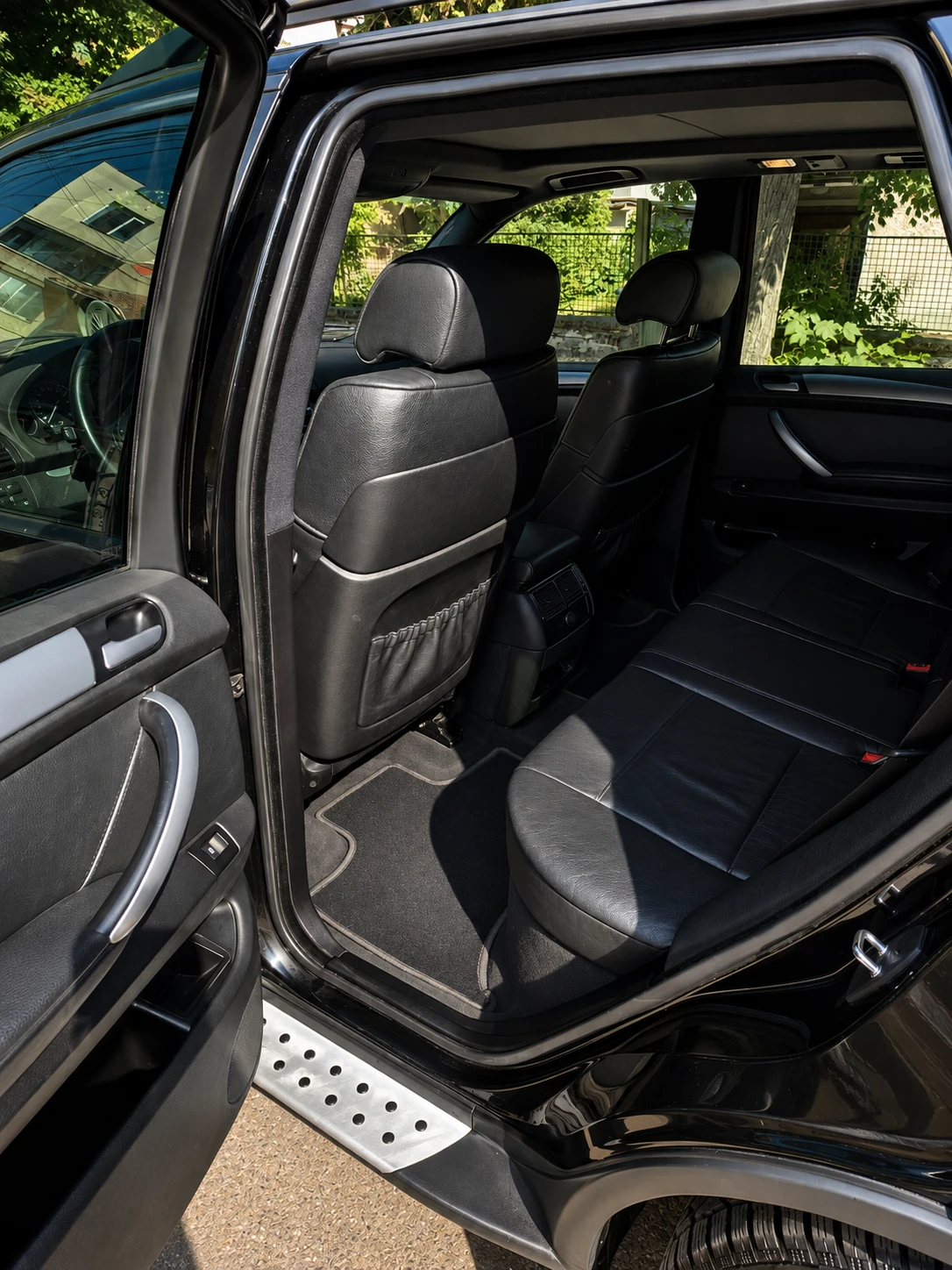 BMW X5 INDIVIDUAL, снимка 4 - Автомобили и джипове - 55741133