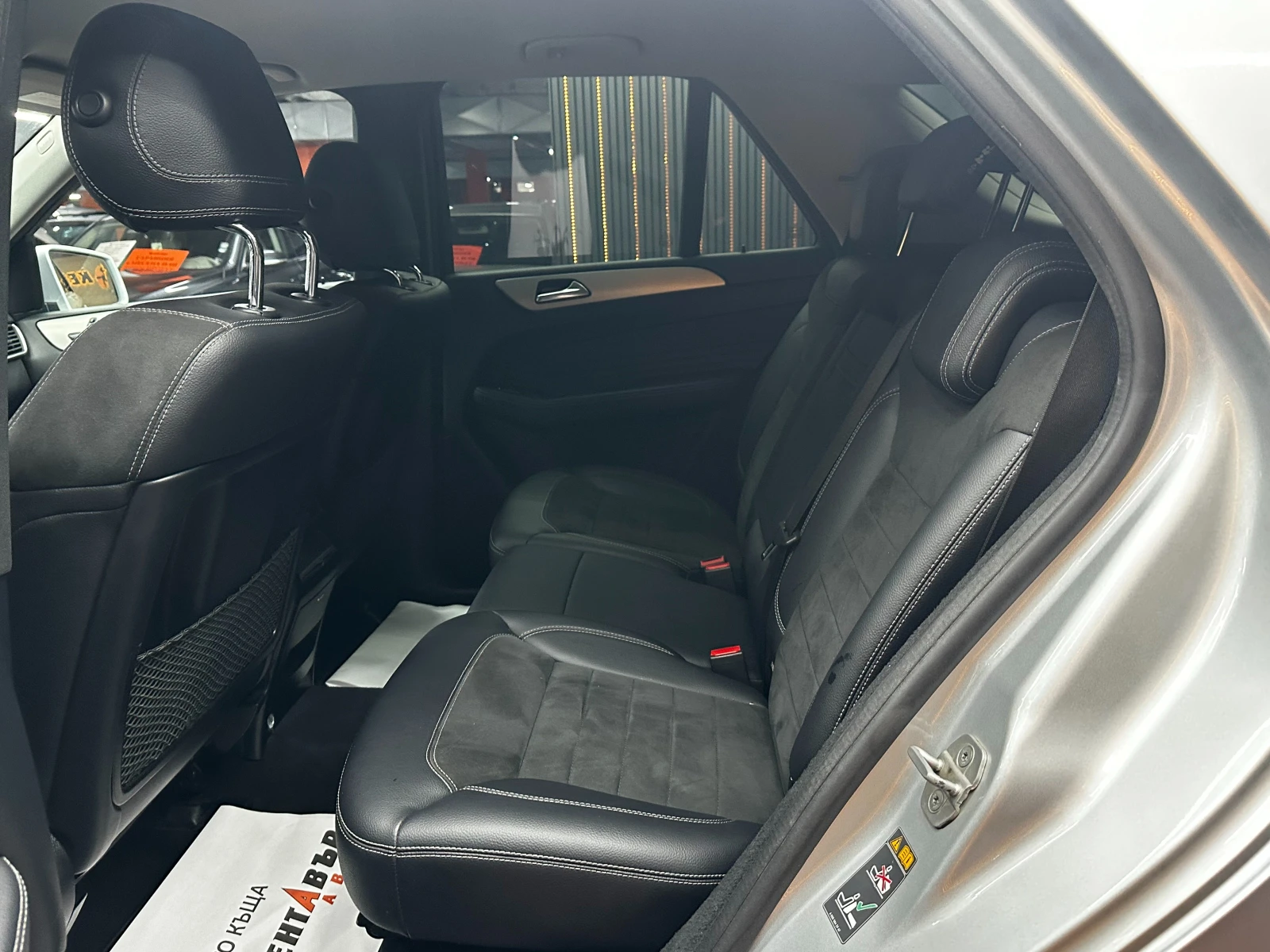 Mercedes-Benz ML 350 3.0d 258 к.с./4MATIC/BLUETEC, снимка 9 - Автомобили и джипове - 55829810