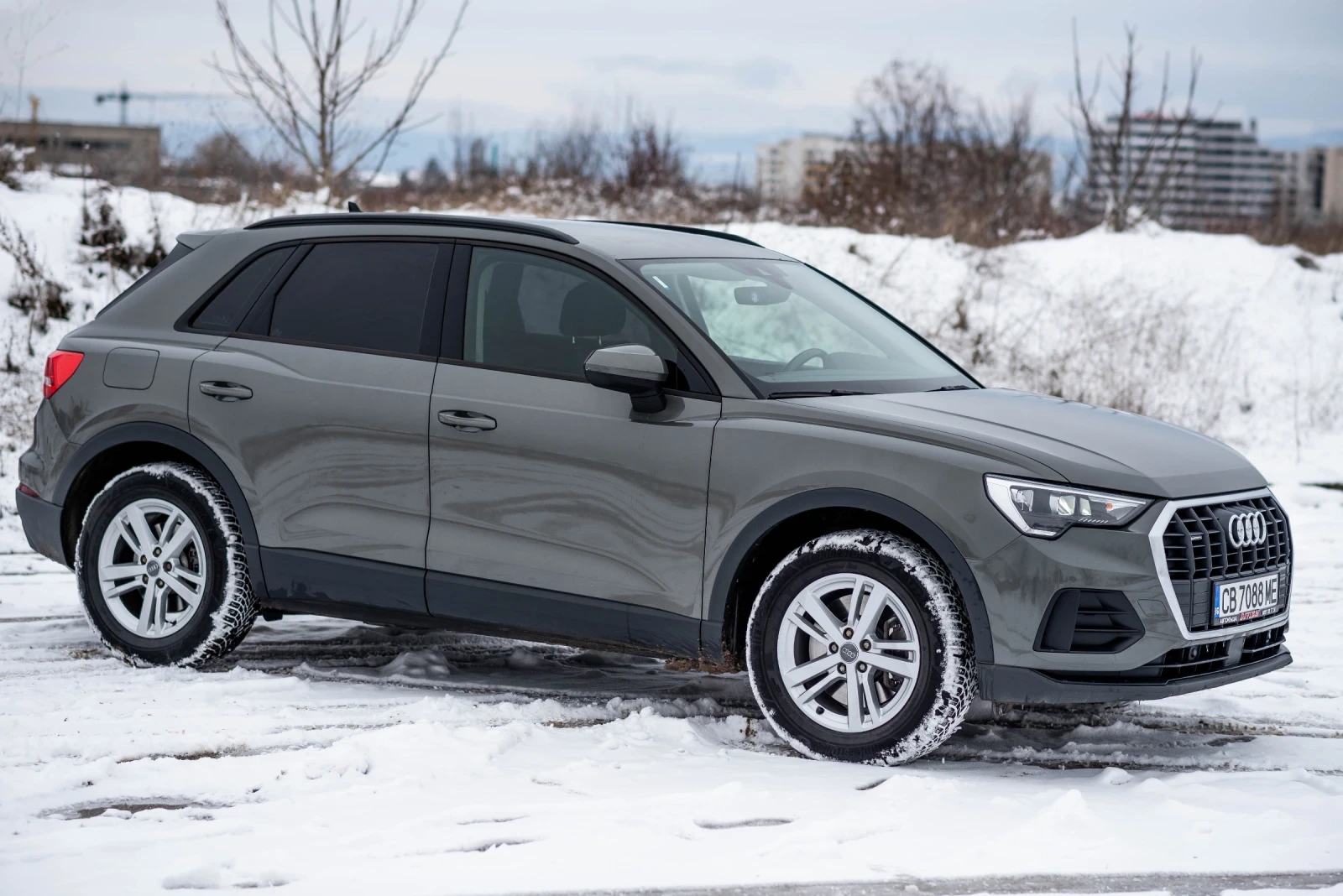 Audi Q3, снимка 3 - Автомобили и джипове - 55829856