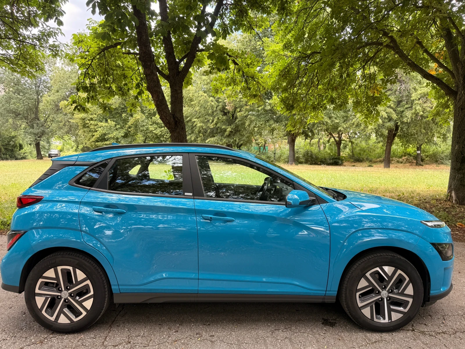Hyundai Kona, снимка 3 - Автомобили и джипове - 56096686
