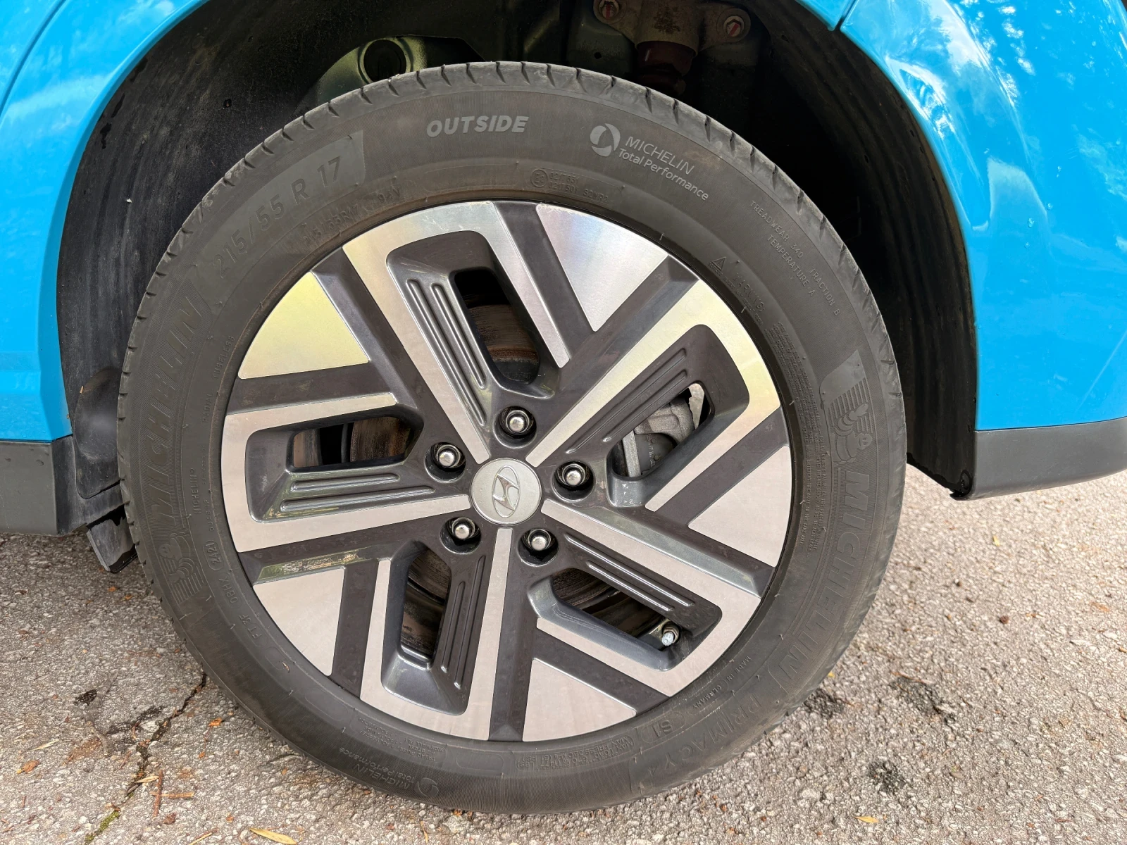Hyundai Kona, снимка 10 - Автомобили и джипове - 56096686