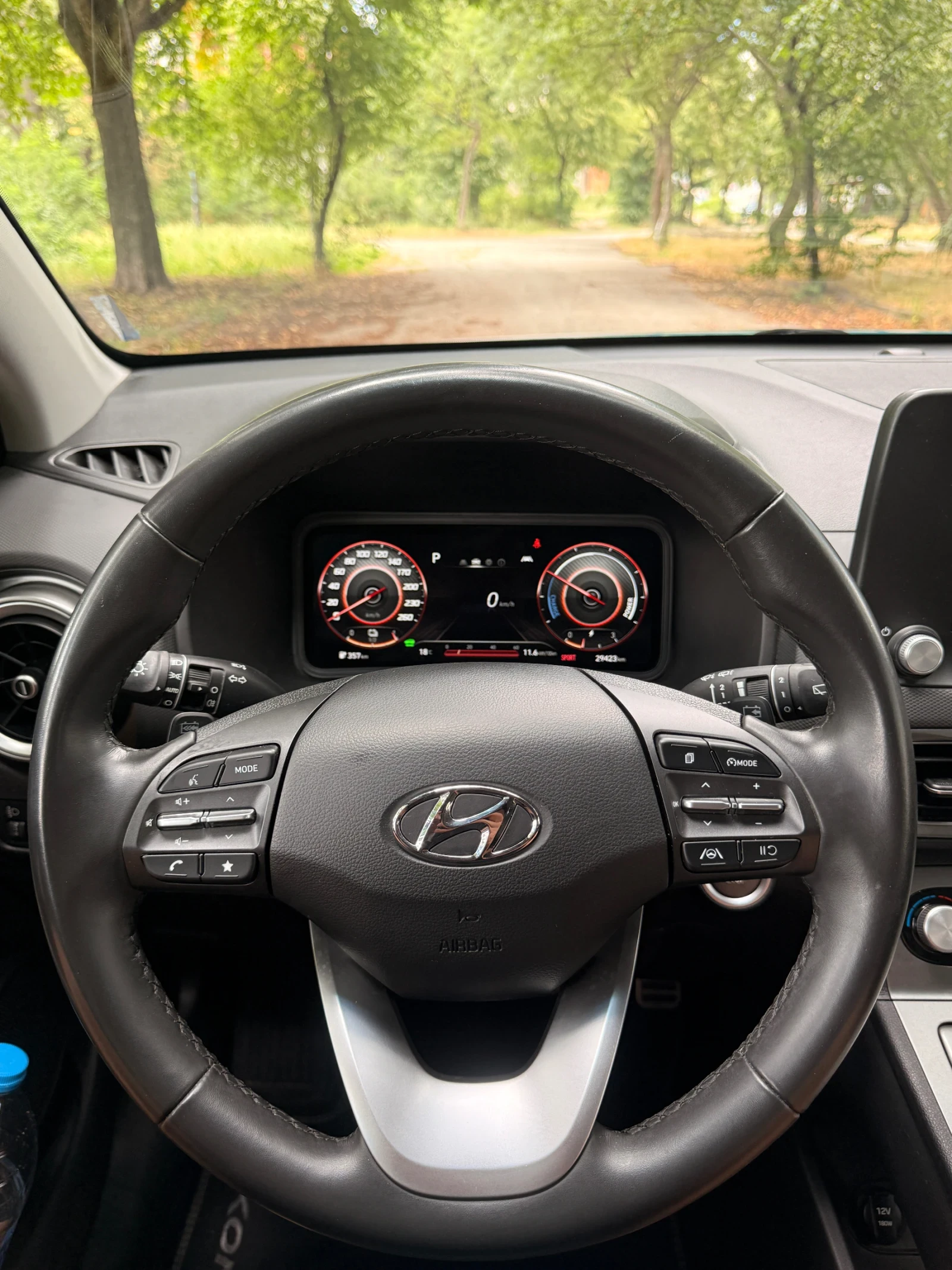 Hyundai Kona, снимка 16 - Автомобили и джипове - 56096686