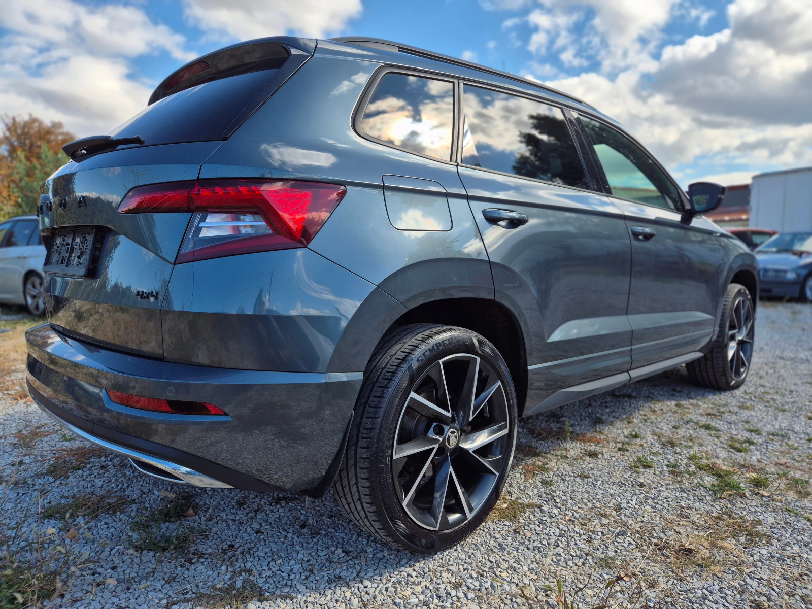 Skoda Karoq 4x4 SPORTLINE TSI, снимка 5 - Автомобили и джипове - 56248249