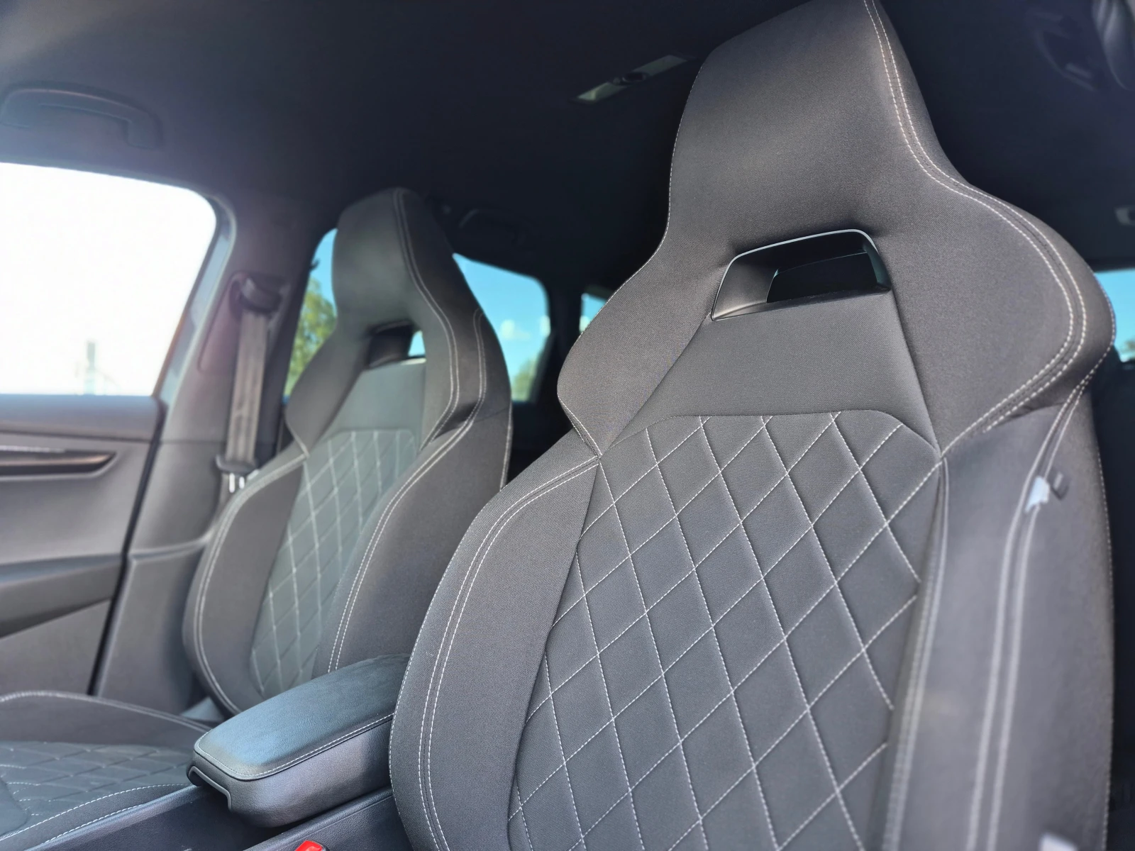 Skoda Karoq 4x4 SPORTLINE TSI, снимка 13 - Автомобили и джипове - 56248249