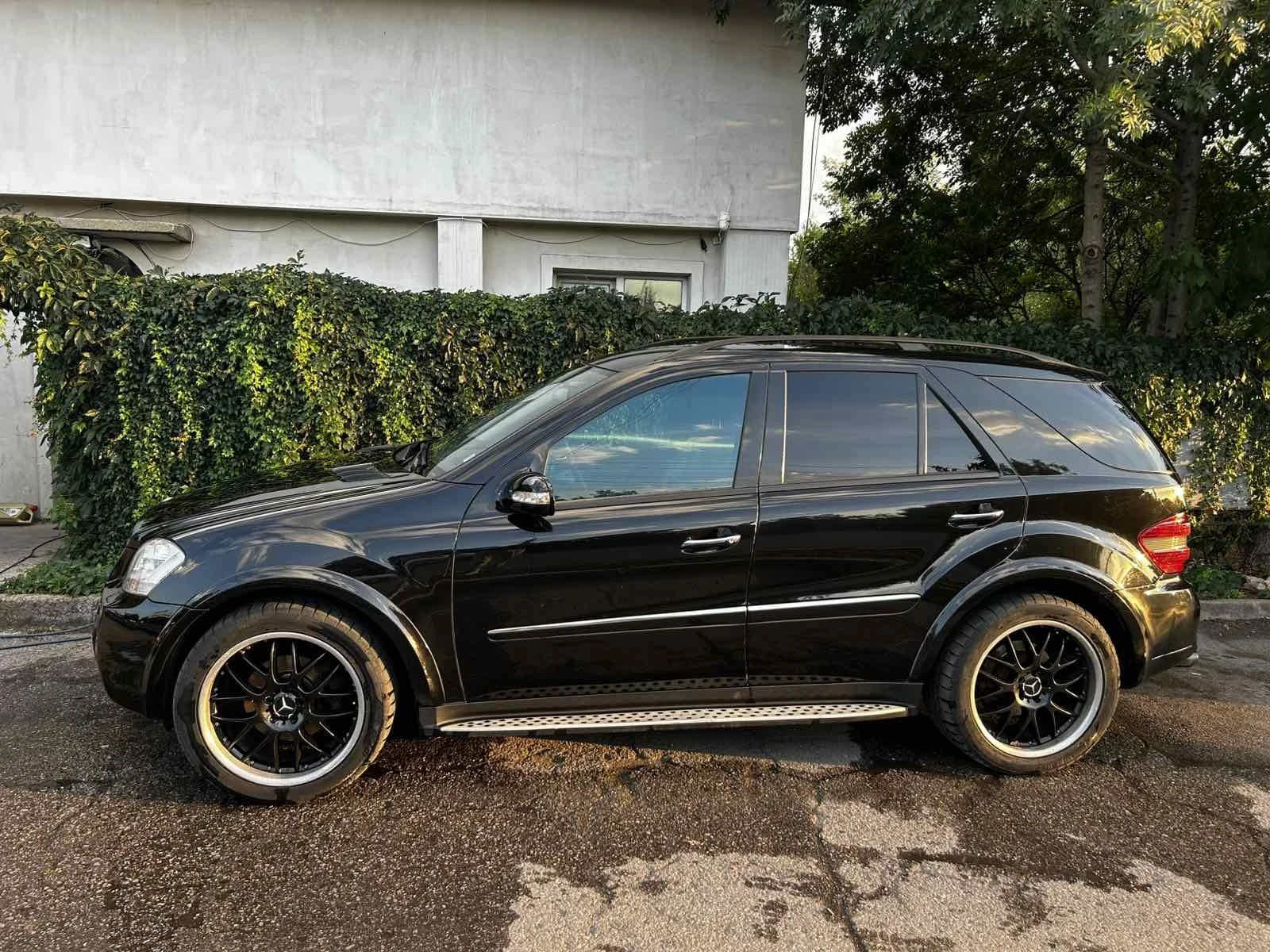 Mercedes-Benz ML 320 AMG пакет , снимка 2 - Автомобили и джипове - 56638193