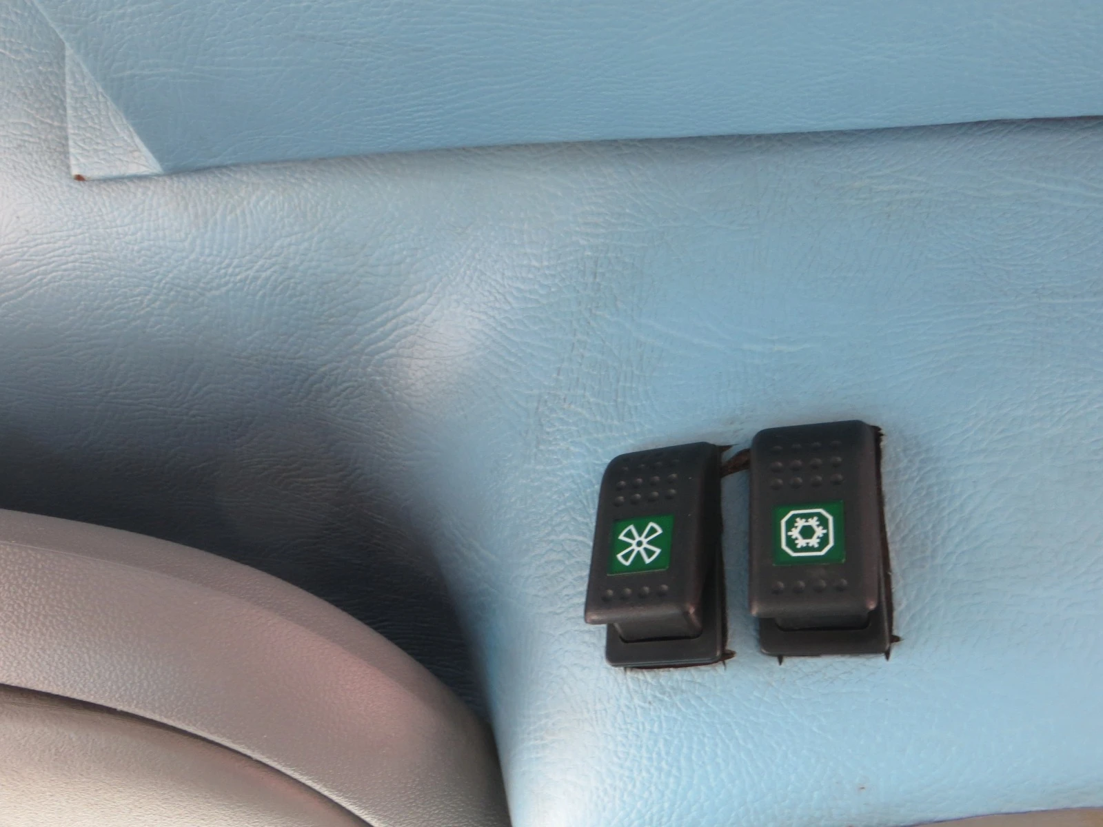 Mercedes-Benz Sprinter 515  18+ 1  | Mobile.bg   11