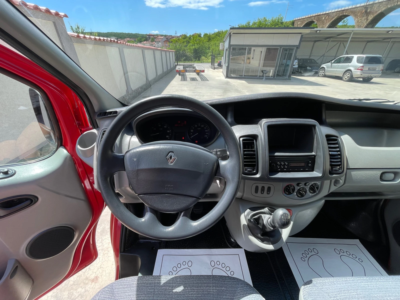 Opel Vivaro 2.0 dCi  - изображение 7