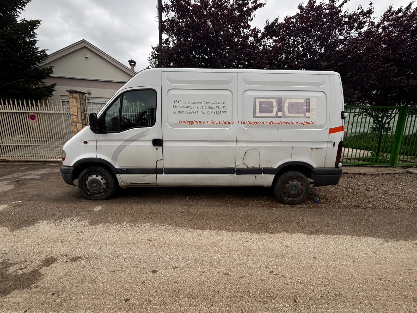 Renault Master 2.2dci Обслужен двигател може и на ЧАСТИ!, снимка 2 - Бусове и автобуси - 54773039