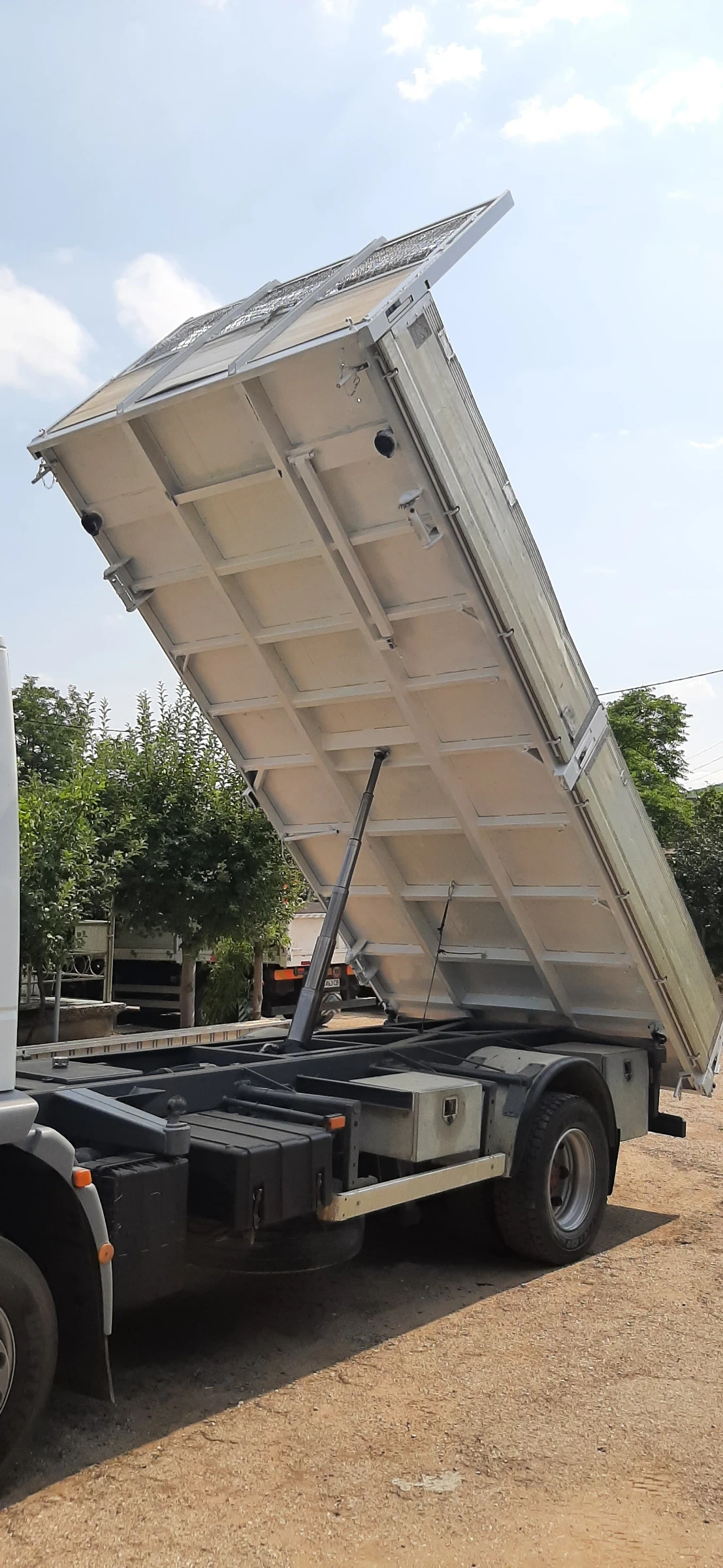 Iveco 120e18 120E18 - изображение 9