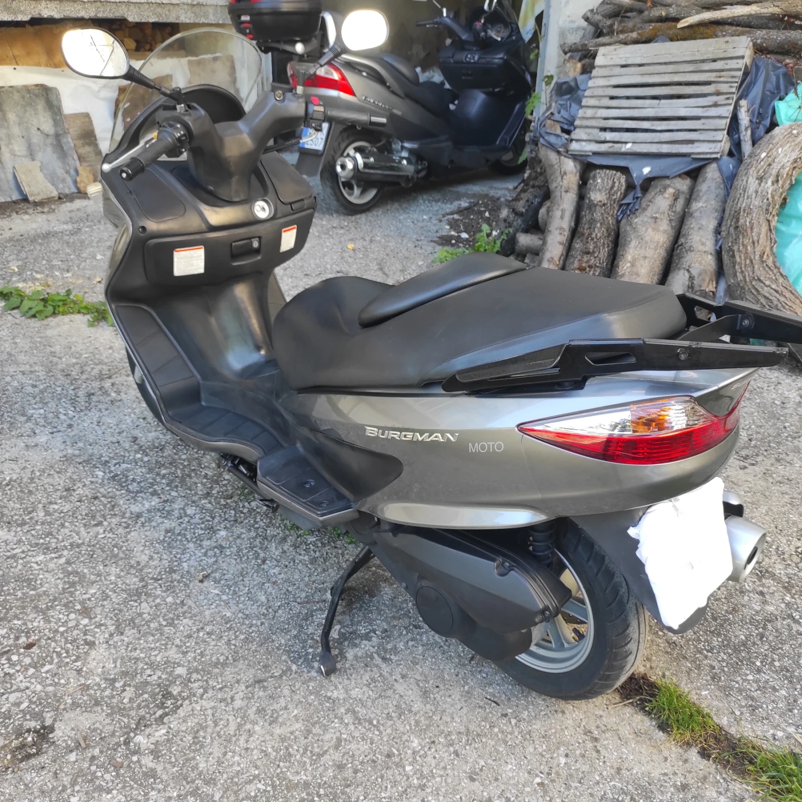 Suzuki Burgman UH 200, снимка 6 - Мотоциклети и мототехника - 54721863