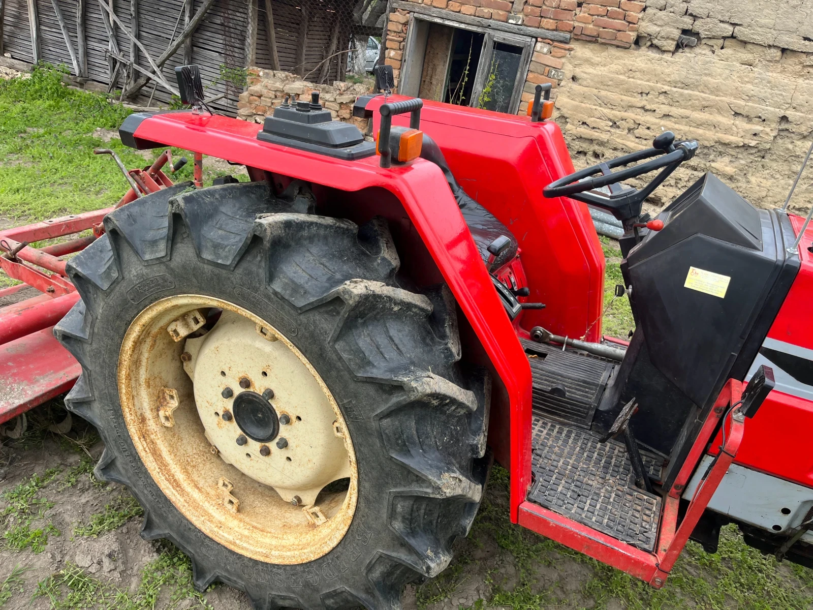 Трактор Yanmar FX32D  - изображение 4