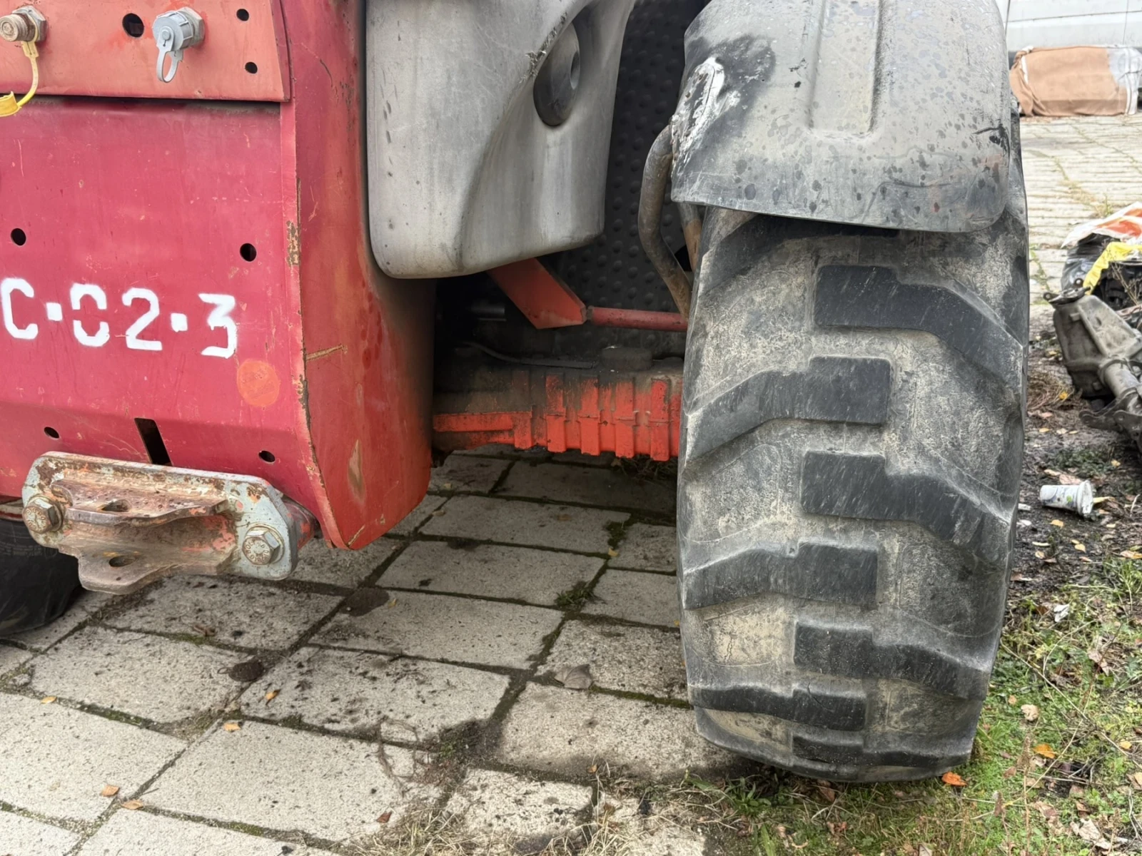 Телескопичен товарач Manitou  - изображение 7