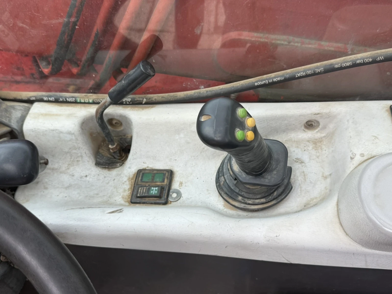 Телескопичен товарач Manitou  - изображение 3