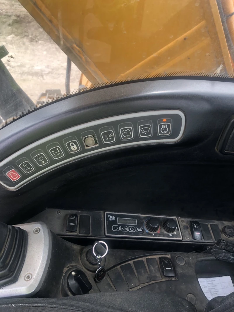 Багер JCB JS220LC, снимка 6 - Индустриална техника - 51590048
