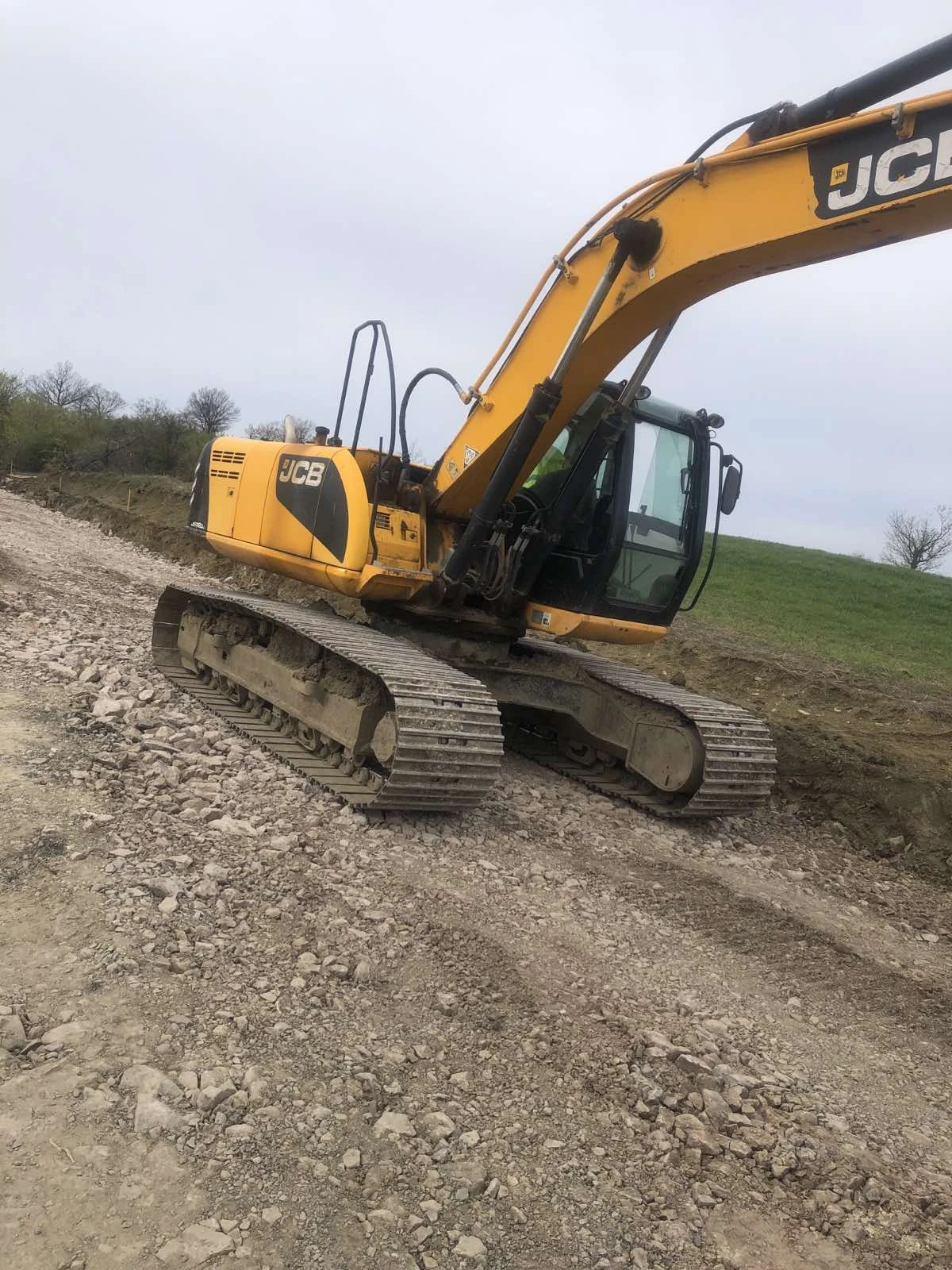 Багер JCB JS220LC - изображение 3