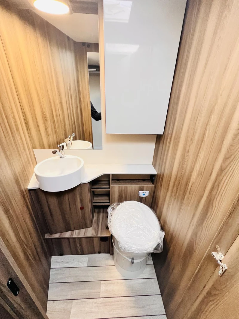 Кемпер ROLLER TEAM Kronos 287TL АВТОМAT Mod.2026, снимка 16 - Каравани и кемпери - 53301261