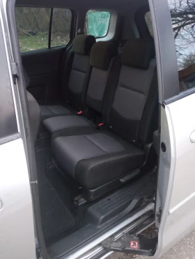 Mazda 5, снимка 11