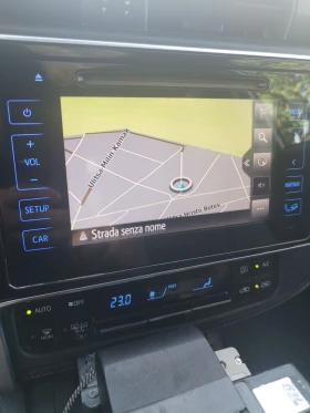 Toyota Auris Хибрид, снимка 15