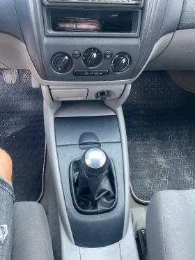 Mazda 323 🔝, снимка 11