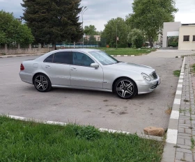 Mercedes-Benz E 220, снимка 4