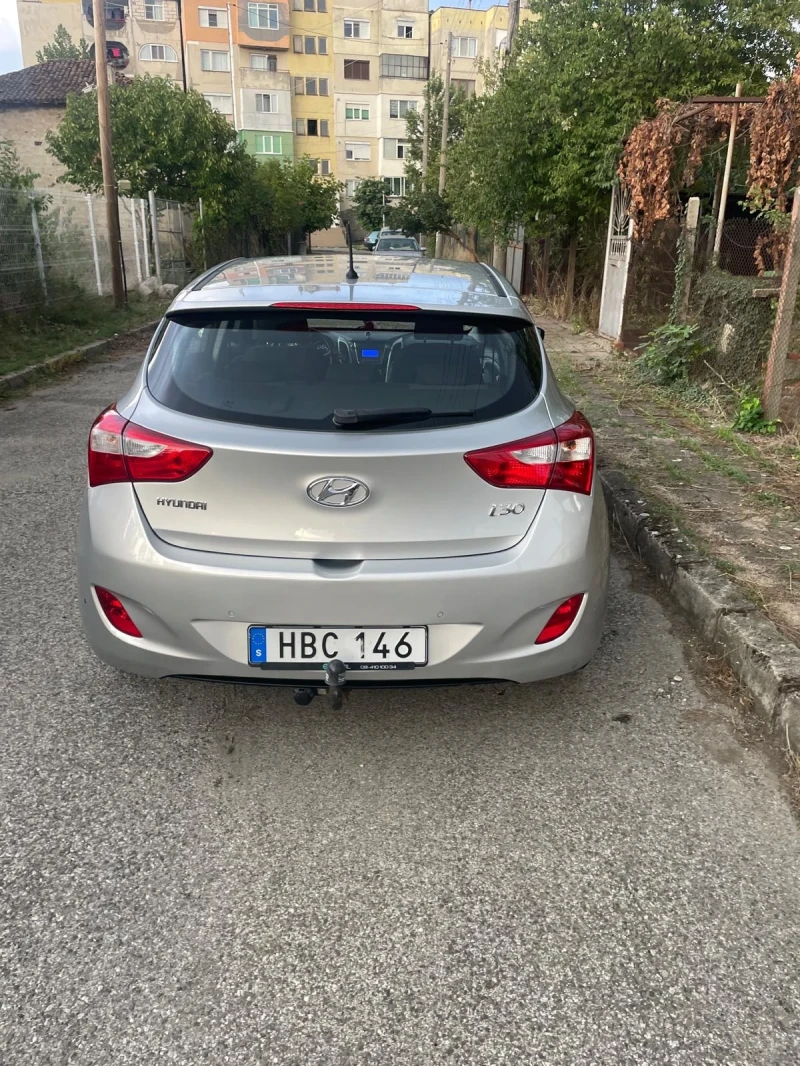 Hyundai I30 Hyundai i30 1.6 CRDI, снимка 4 - Автомобили и джипове - 47282708