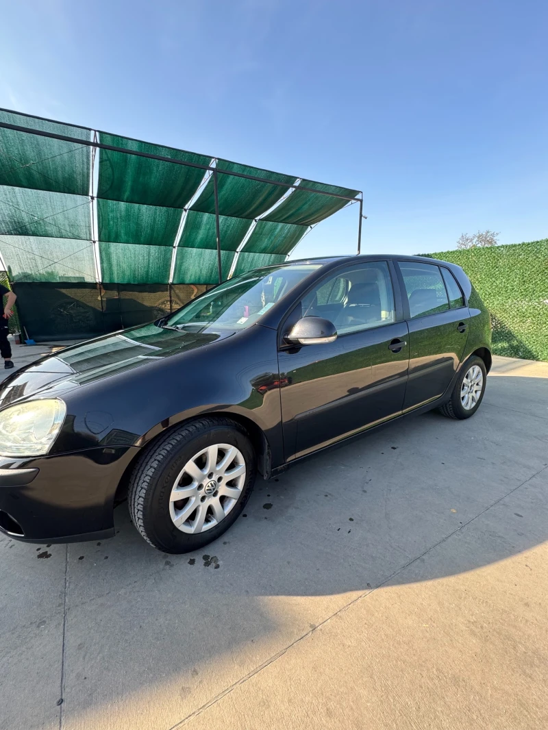 VW Golf  5, снимка 3 - Автомобили и джипове - 47582912