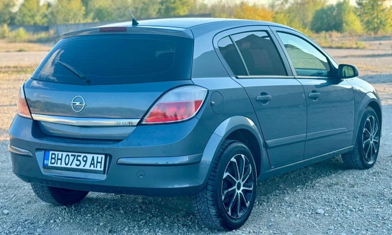 Opel Astra 1.7CDTI, снимка 3 - Автомобили и джипове - 48029562