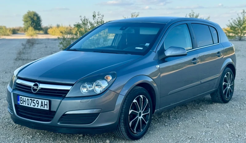 Opel Astra 1.7CDTI, снимка 1 - Автомобили и джипове - 48029562