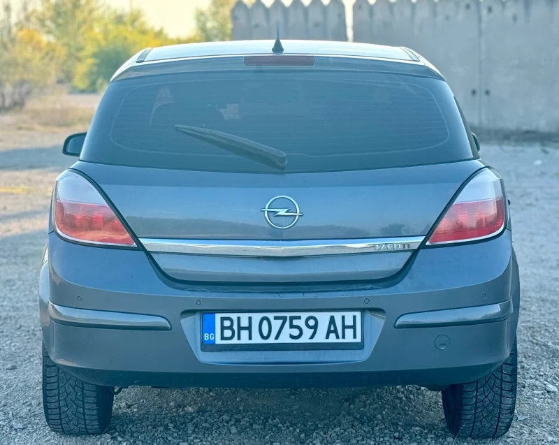 Opel Astra 1.7CDTI, снимка 6 - Автомобили и джипове - 48029562