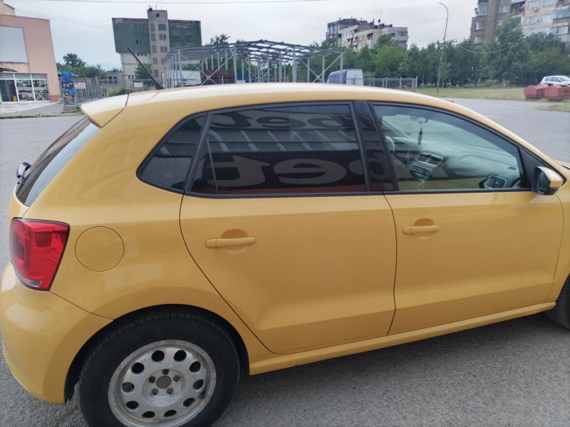 VW Polo 1.6tdi, снимка 6 - Автомобили и джипове - 48373752