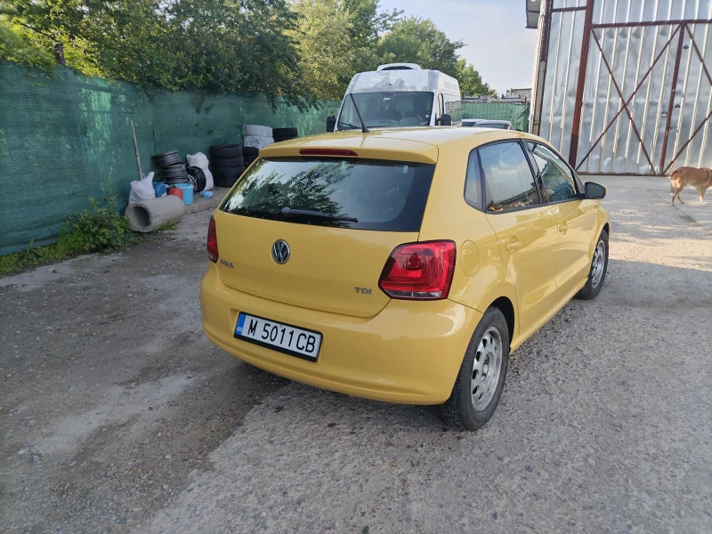 VW Polo 1.6tdi, снимка 8 - Автомобили и джипове - 48373752