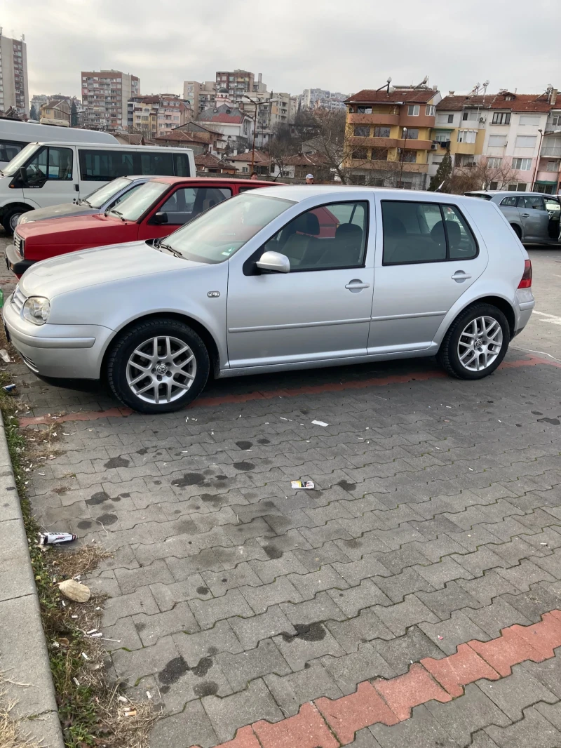 VW Golf, снимка 6 - Автомобили и джипове - 48733097