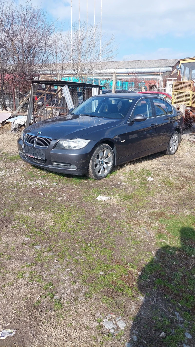 BMW 330, снимка 4 - Автомобили и джипове - 49005840