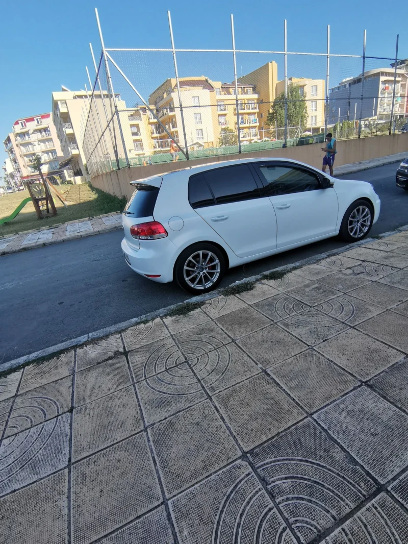 VW Golf 2.0tdi, снимка 10 - Автомобили и джипове - 50578857