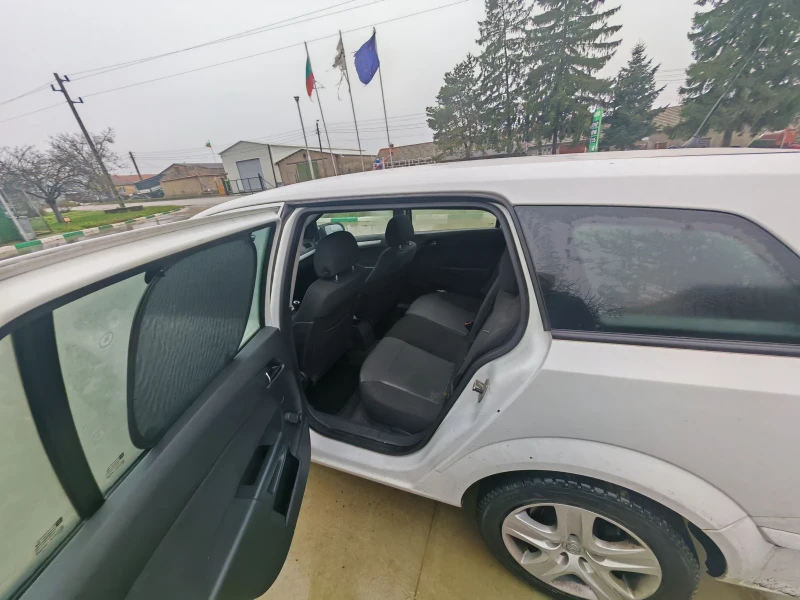 Opel Astra 1.7, снимка 8 - Автомобили и джипове - 52671795