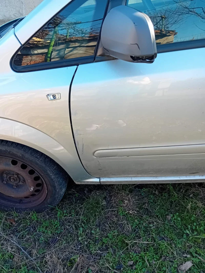 Opel Zafira, снимка 6 - Автомобили и джипове - 53051766