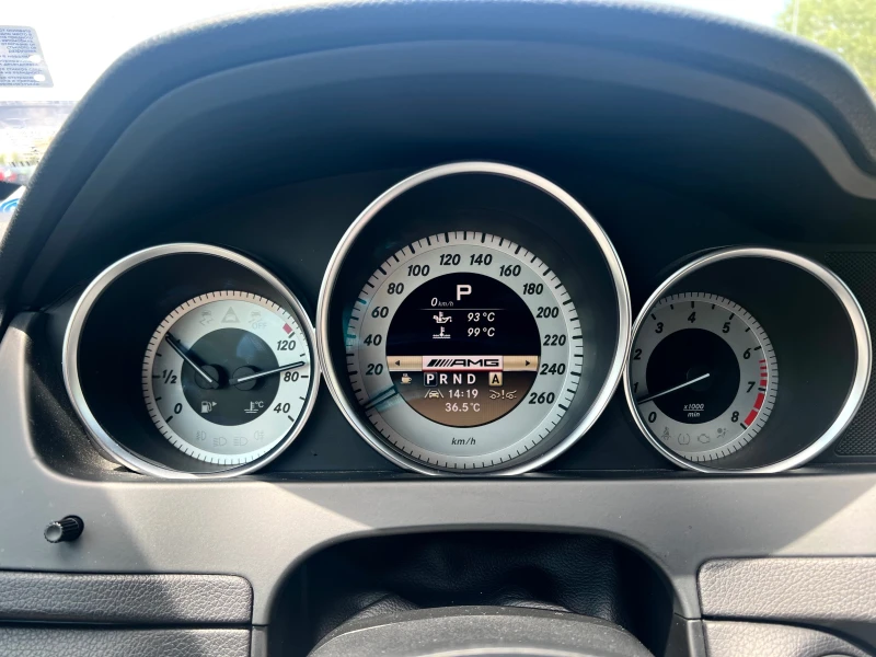 Mercedes-Benz C 350 Edition 1, снимка 10 - Автомобили и джипове - 53505338