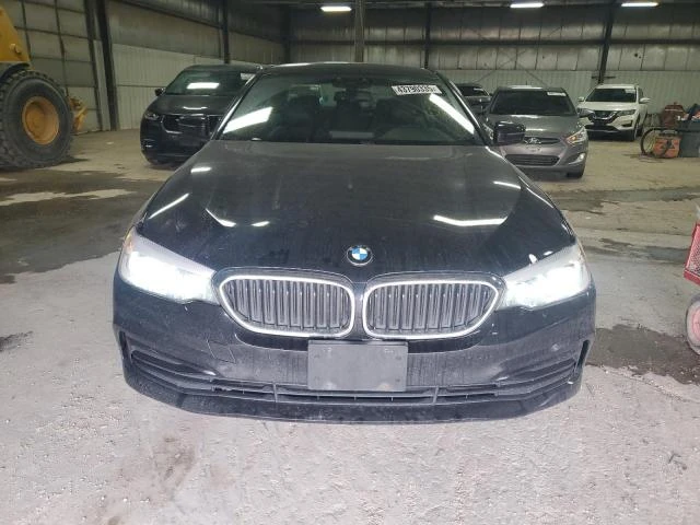 BMW 530 2.0L 4 All wheel drive, снимка 13 - Автомобили и джипове - 49589391