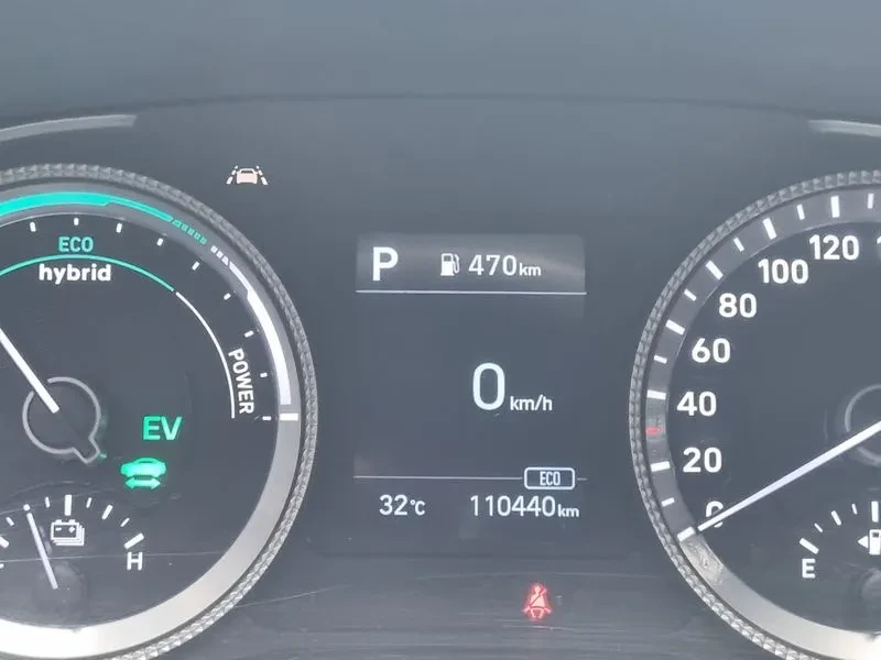 Hyundai Sonata  Premium, снимка 7 - Автомобили и джипове - 56383925