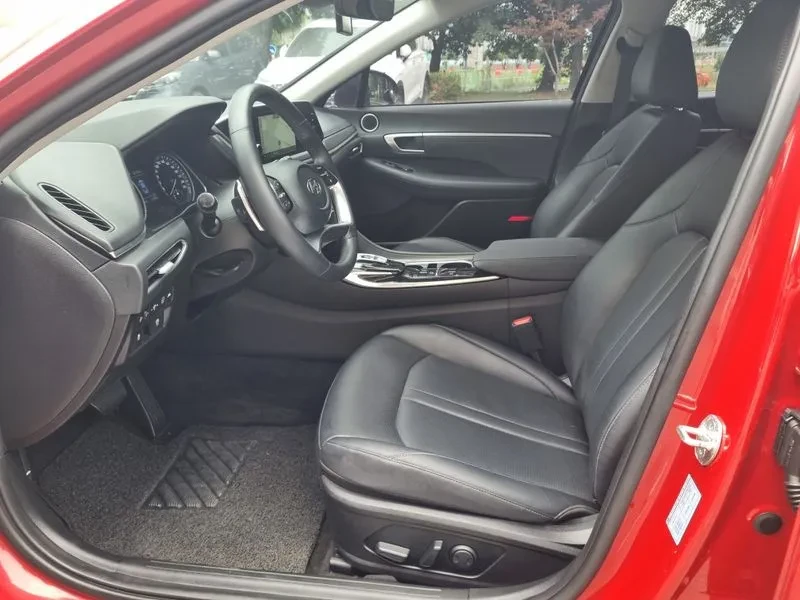 Hyundai Sonata  Premium, снимка 10 - Автомобили и джипове - 56383925