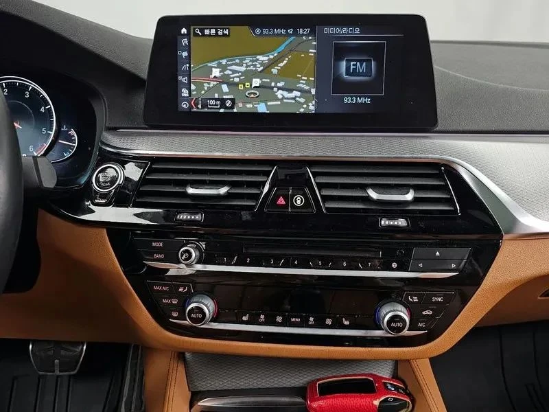 BMW 520, снимка 14 - Автомобили и джипове - 56690229