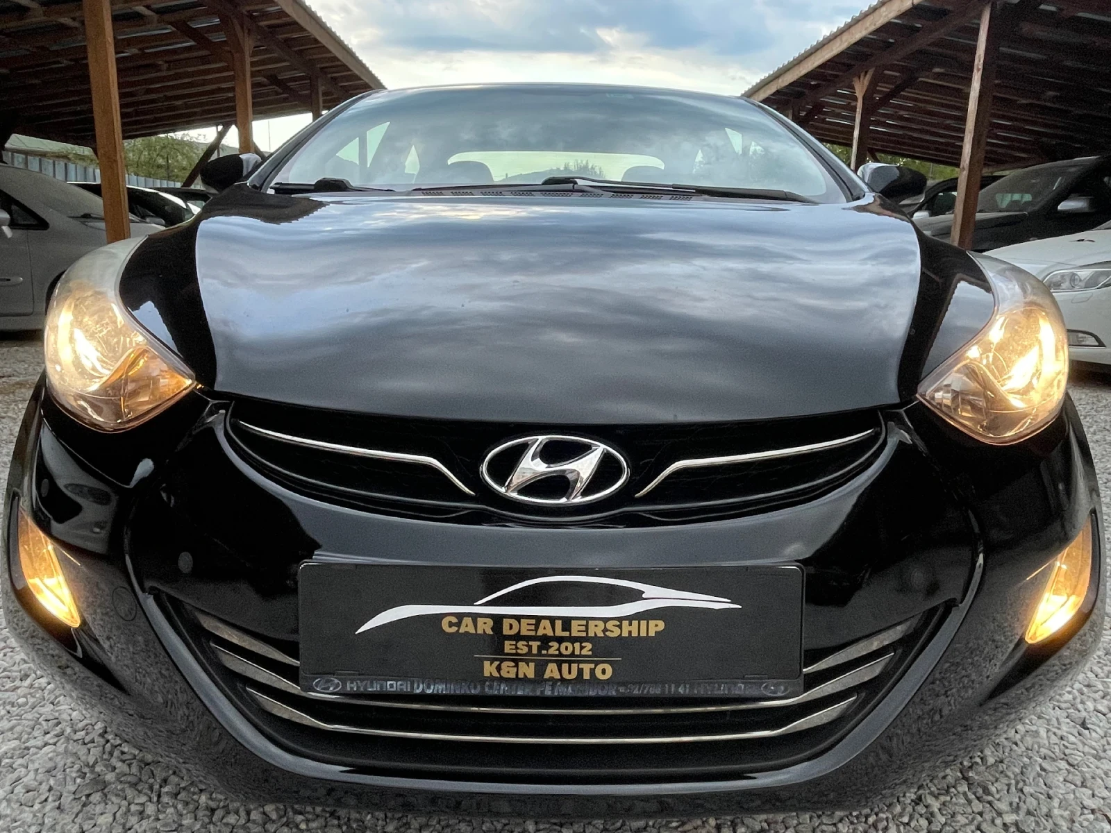 Hyundai Elantra 1.6 i AUTOMAT, снимка 1
