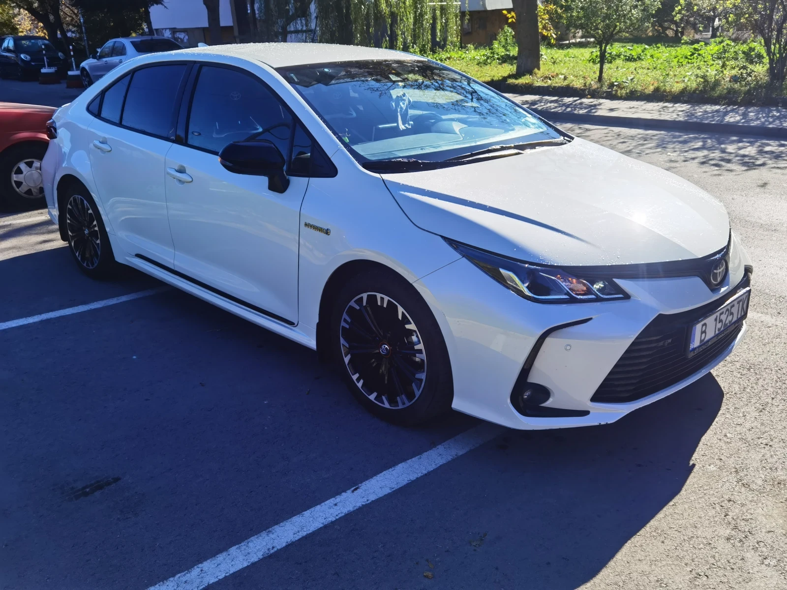 Toyota Corolla 1.8 HSD Hybrid GR Sport Edition  - изображение 3