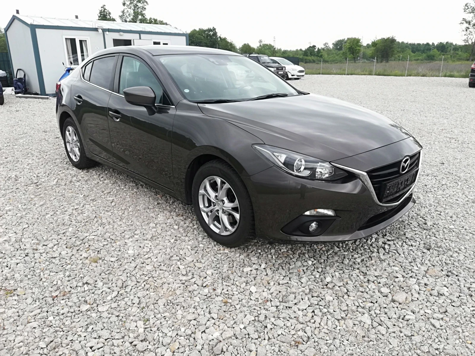 Mazda 3 2.0i kli navi 120 - изображение 8