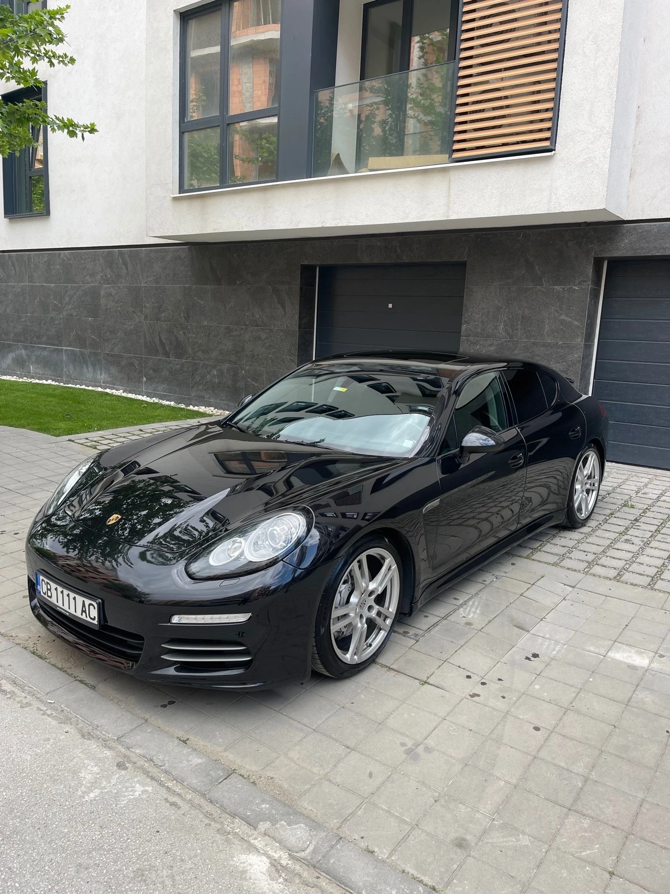 Porsche Panamera 4S (PDK, 4x4, Вакум) - изображение 2