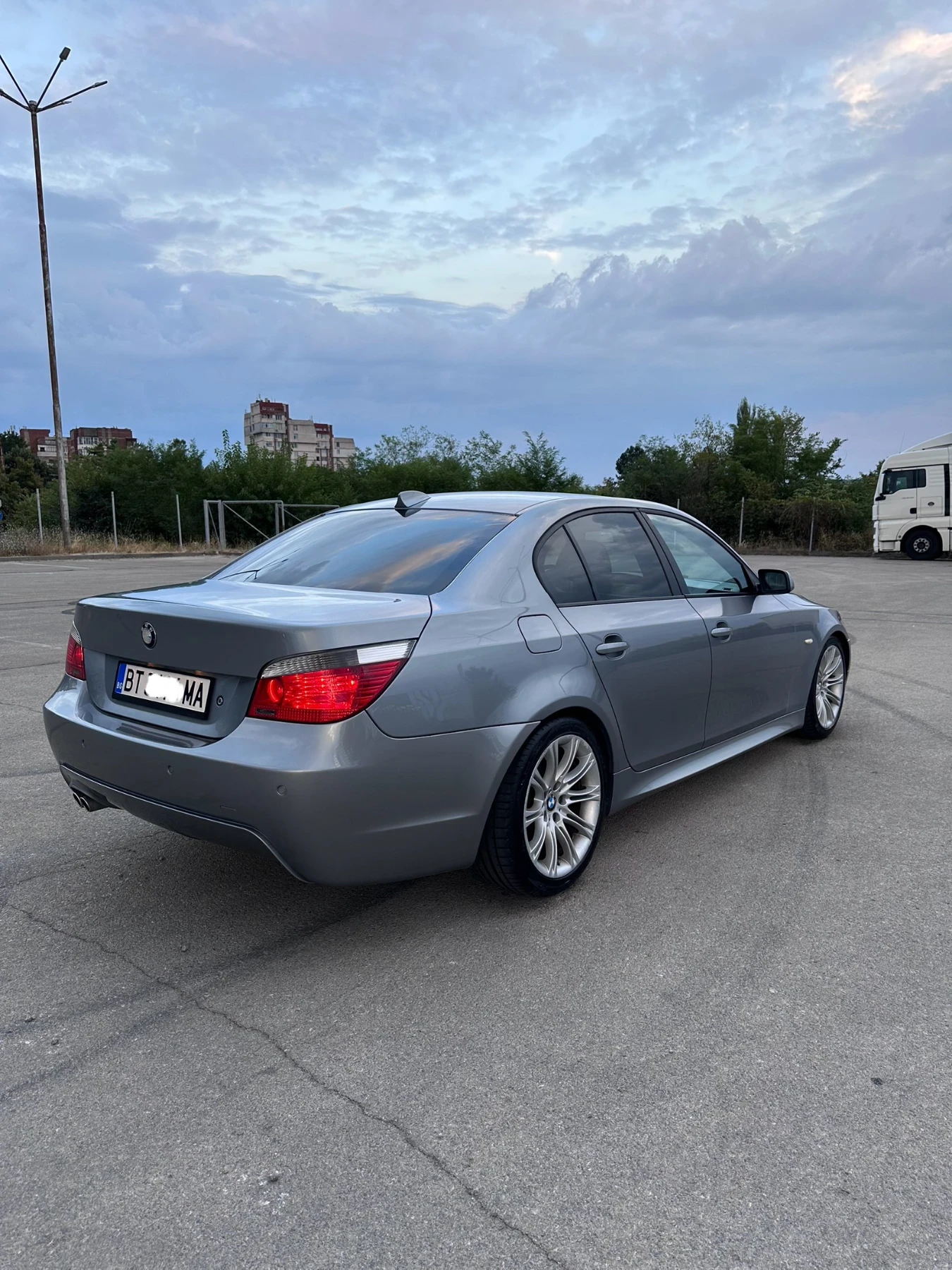 BMW 530 D 218 к.с М Пакет  - изображение 6