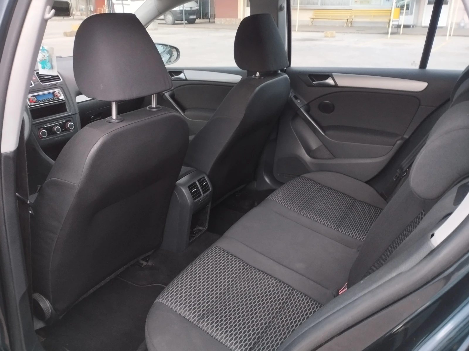 VW Golf 1.6i 145000KM  - изображение 9