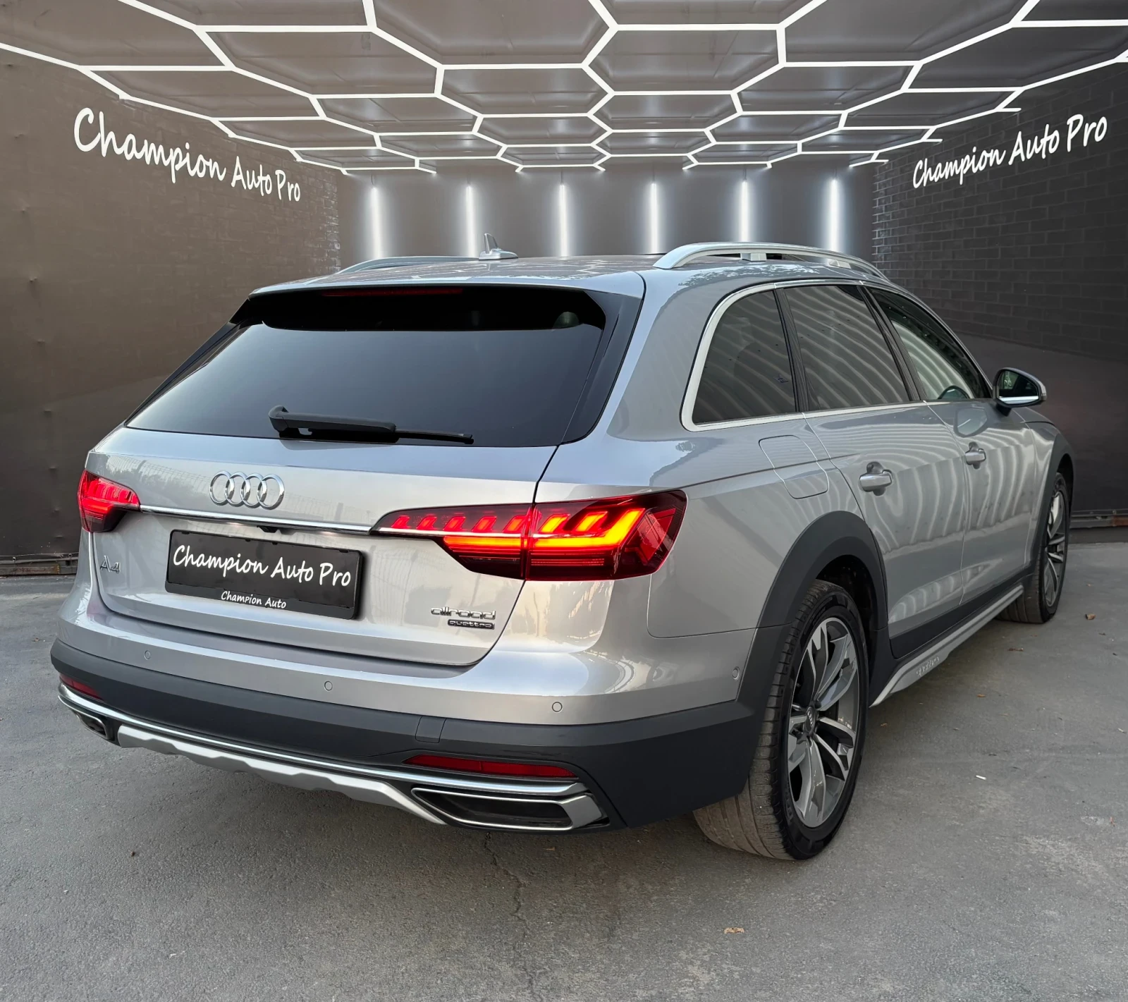 Audi A4 Allroad 2.0TDI Quattro - изображение 6
