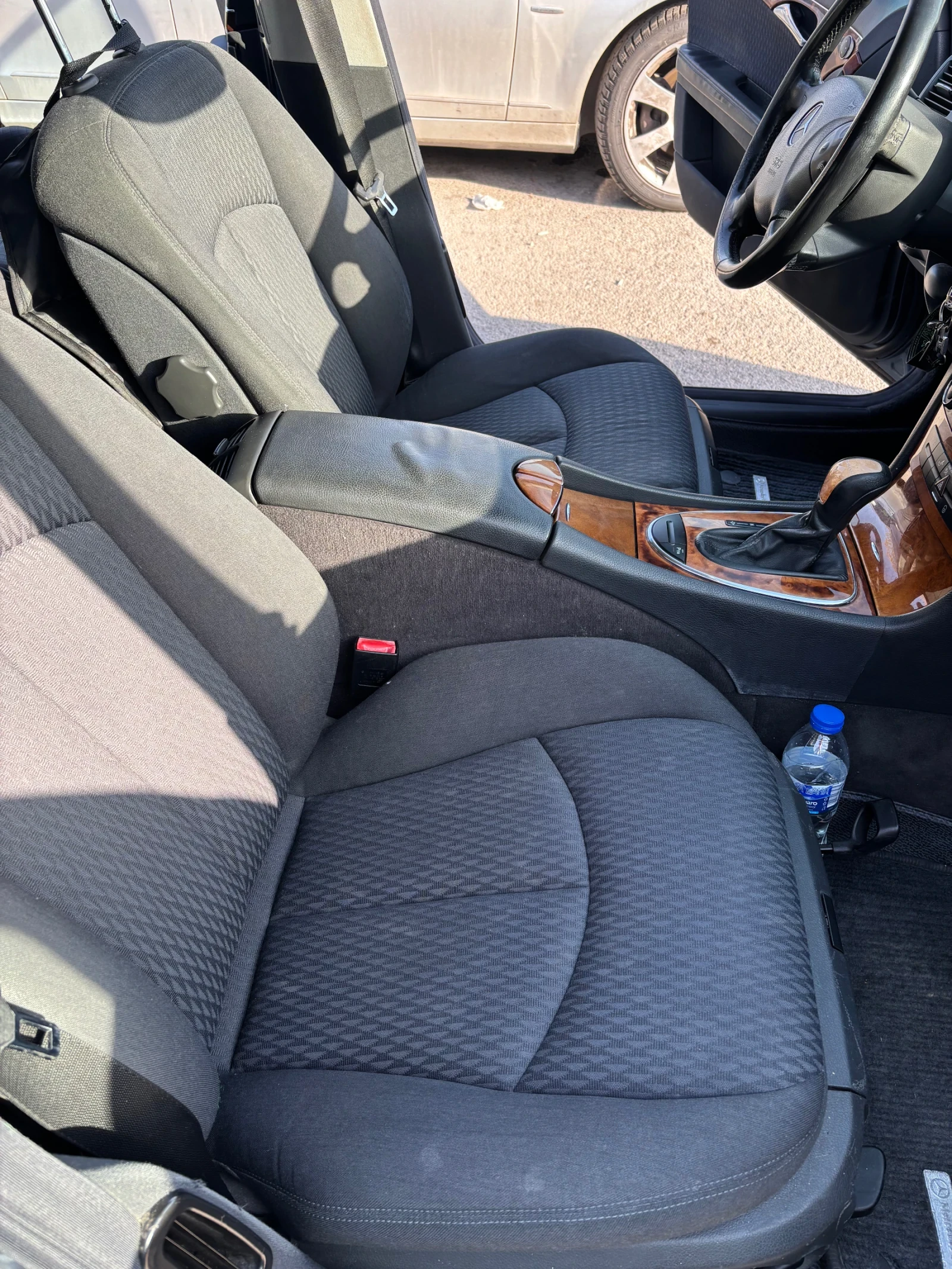 Mercedes-Benz E 220  - изображение 5